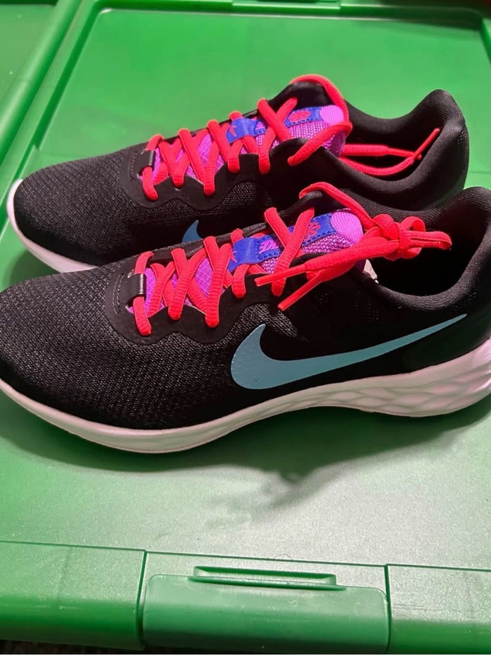 Nike Women’s Black Running Shoes with Aqua Swoosh and Bright Pink Laces
